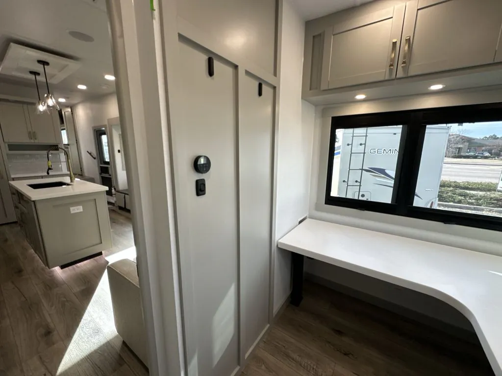 2026 Brinkley Model Z 3515, Photos photo 12