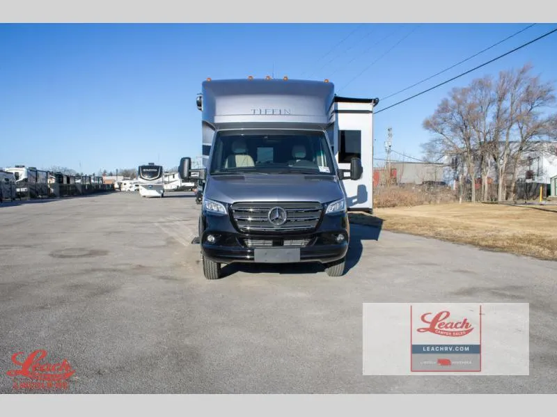 2025 Tiffin Wayfarer 25 XRW - Photo 3