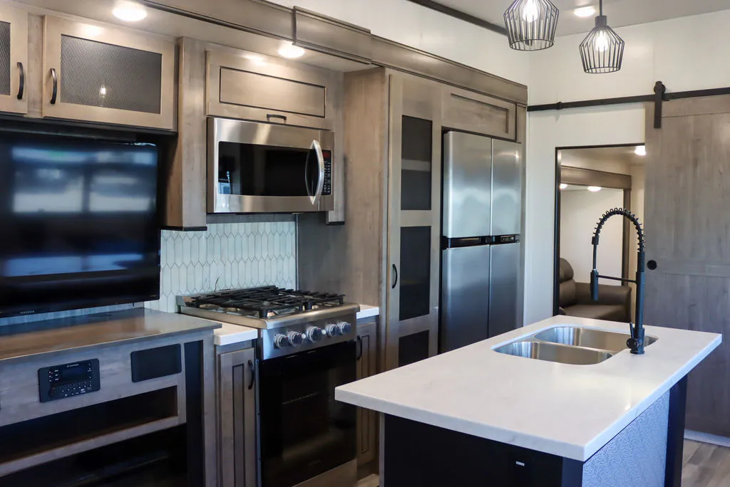 2022 Forest River Cedar Creek 377BH, Photos photo 13