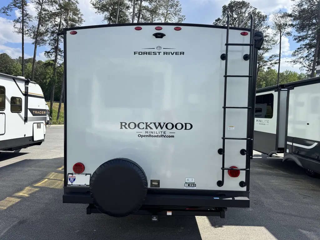 2026 Forest River Rockwood Mini Lite 2506FK — Photo 5