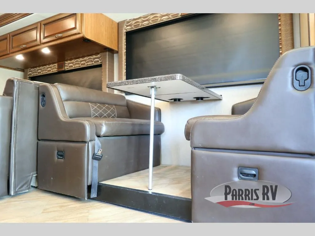 2017 Fleetwood RV Storm 32A - Photo 3