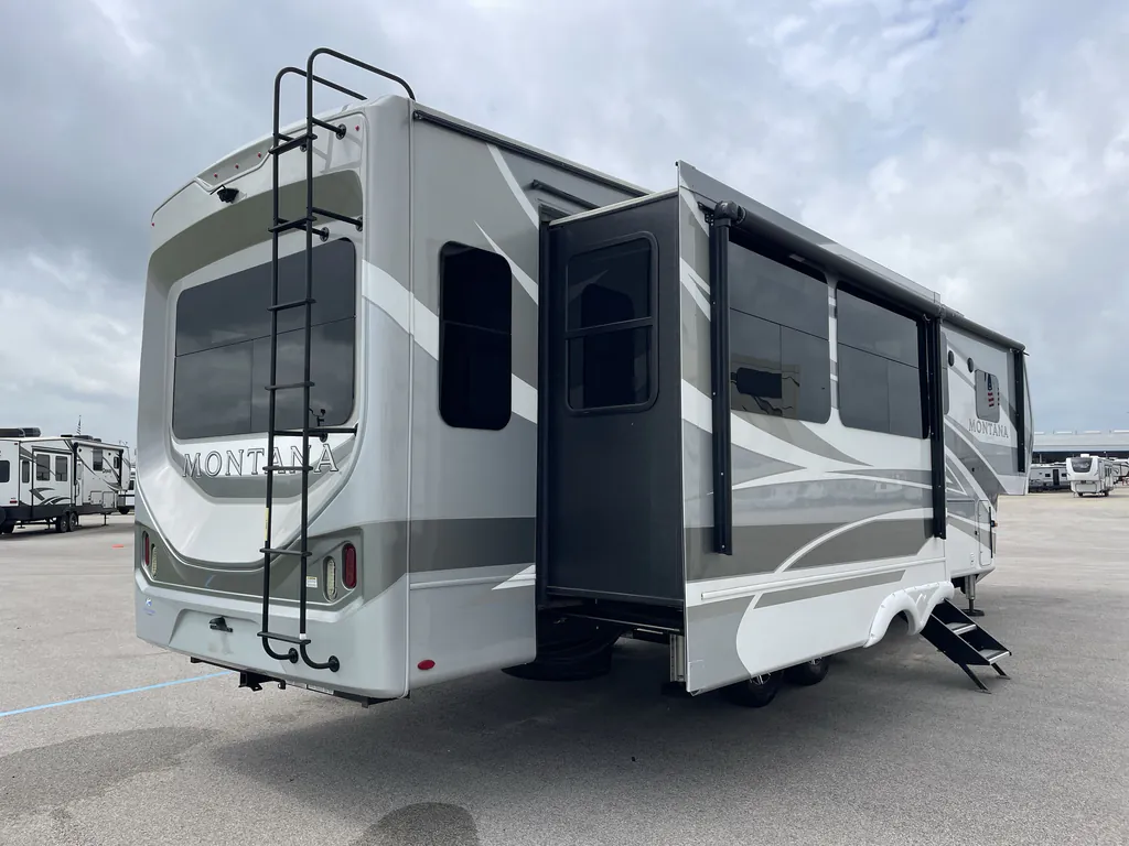 2022 Keystone Montana 3231CK, Photos photo 5