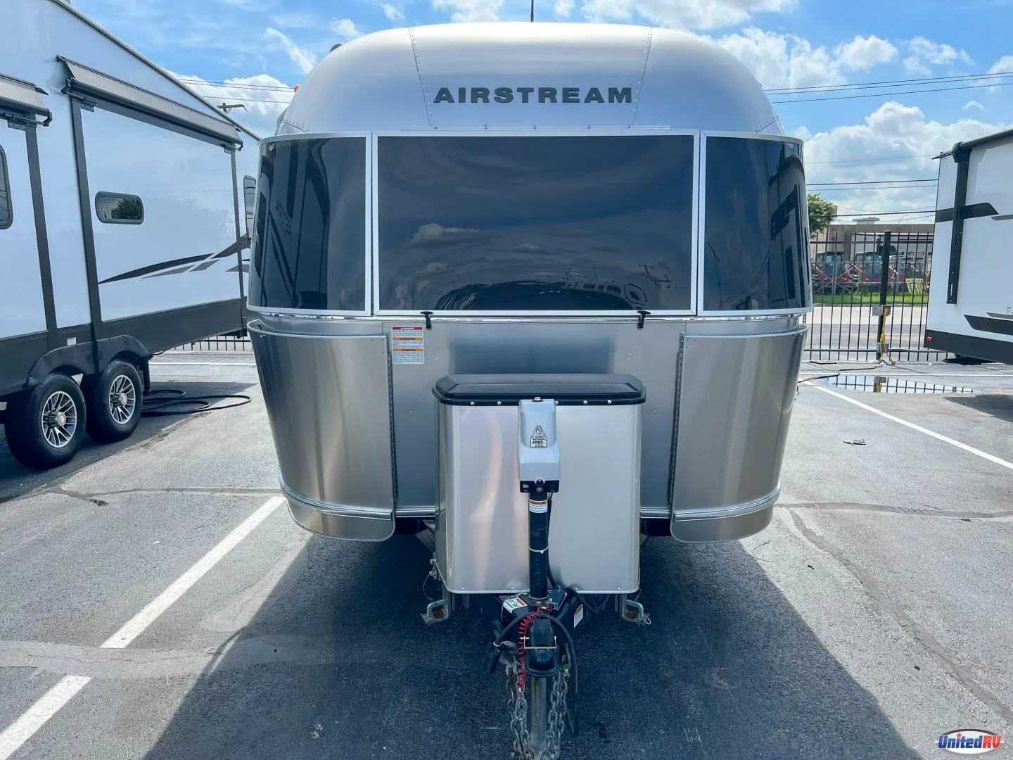 2020 Airstream Caravel 22FB - Photo 3