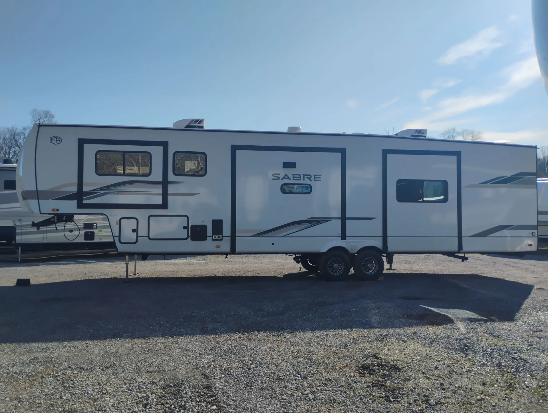 2026 Forest River Cherokee Sabre 37FLH — Photo 5