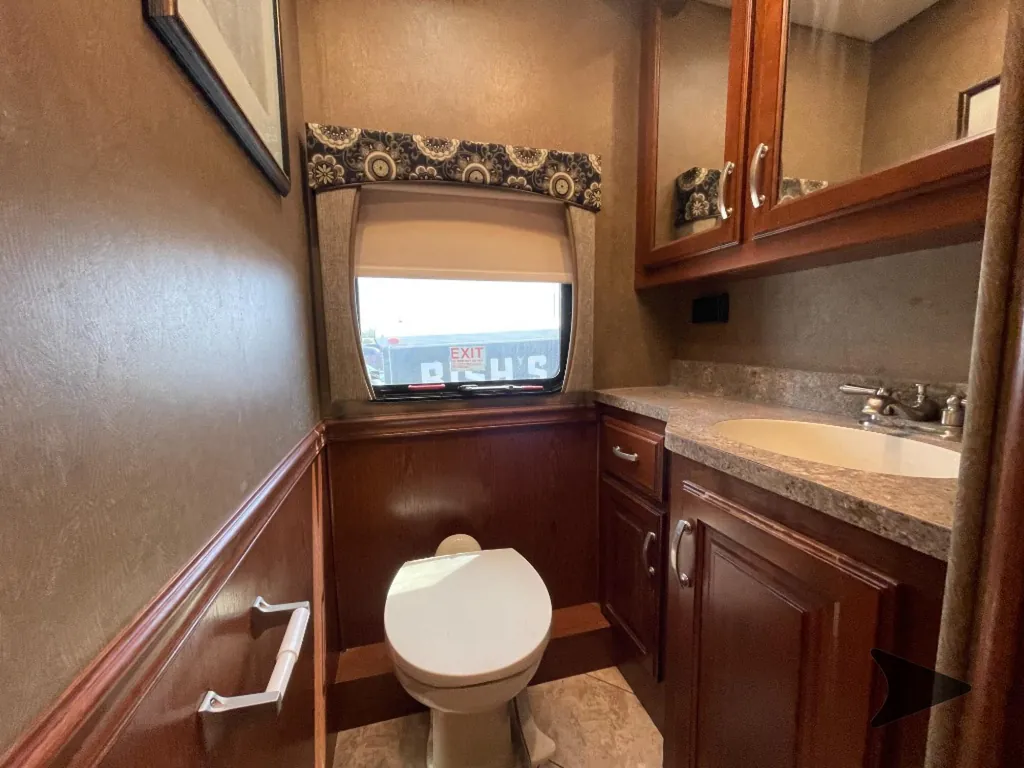 2016 Forest River Berkshire 38A, Photos photo 31