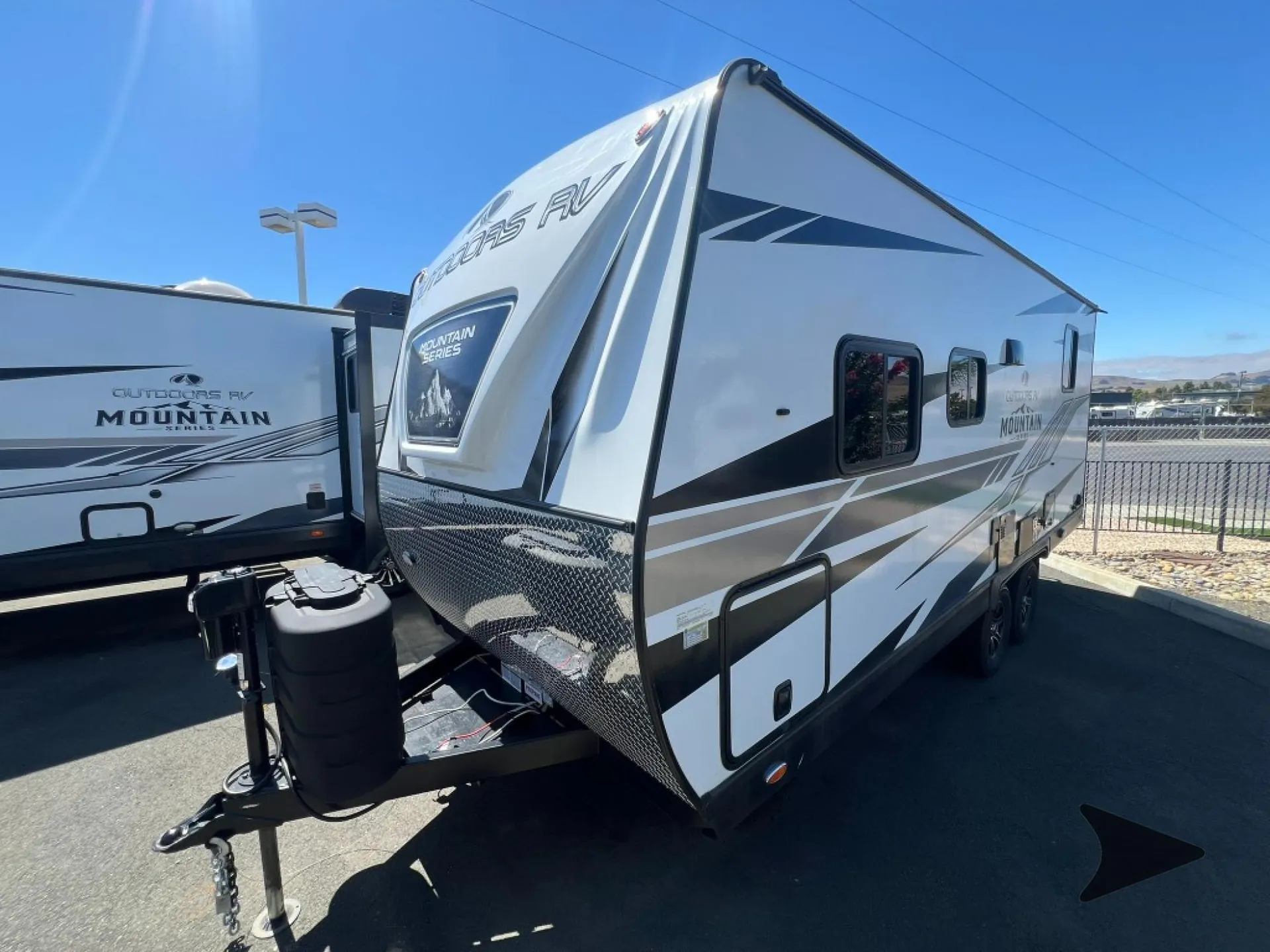 2025 Outdoors RV Creek Side Mountain Series 19CK - Photo 3