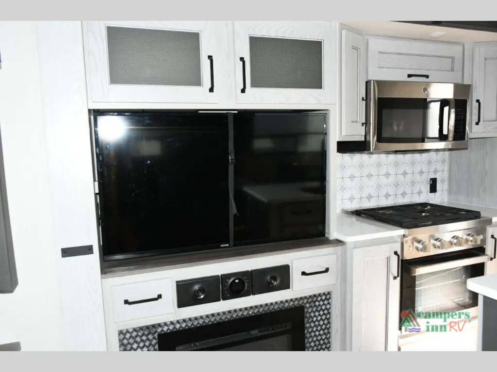2024 Keystone Montana High Country 385BR, Photos photo 13