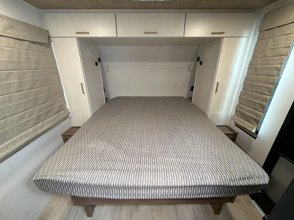 2026 Forest River Vibe Extreme Lite 2400RB, Photos photo 12