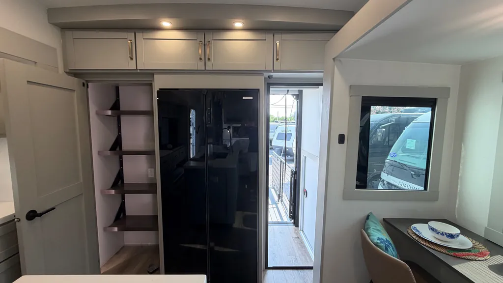 2025 Brinkley Model Z 3400, Photos photo 12