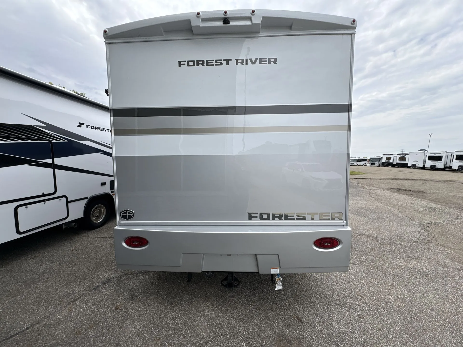 2026 Forest River Forester 2441DS — Photo 7
