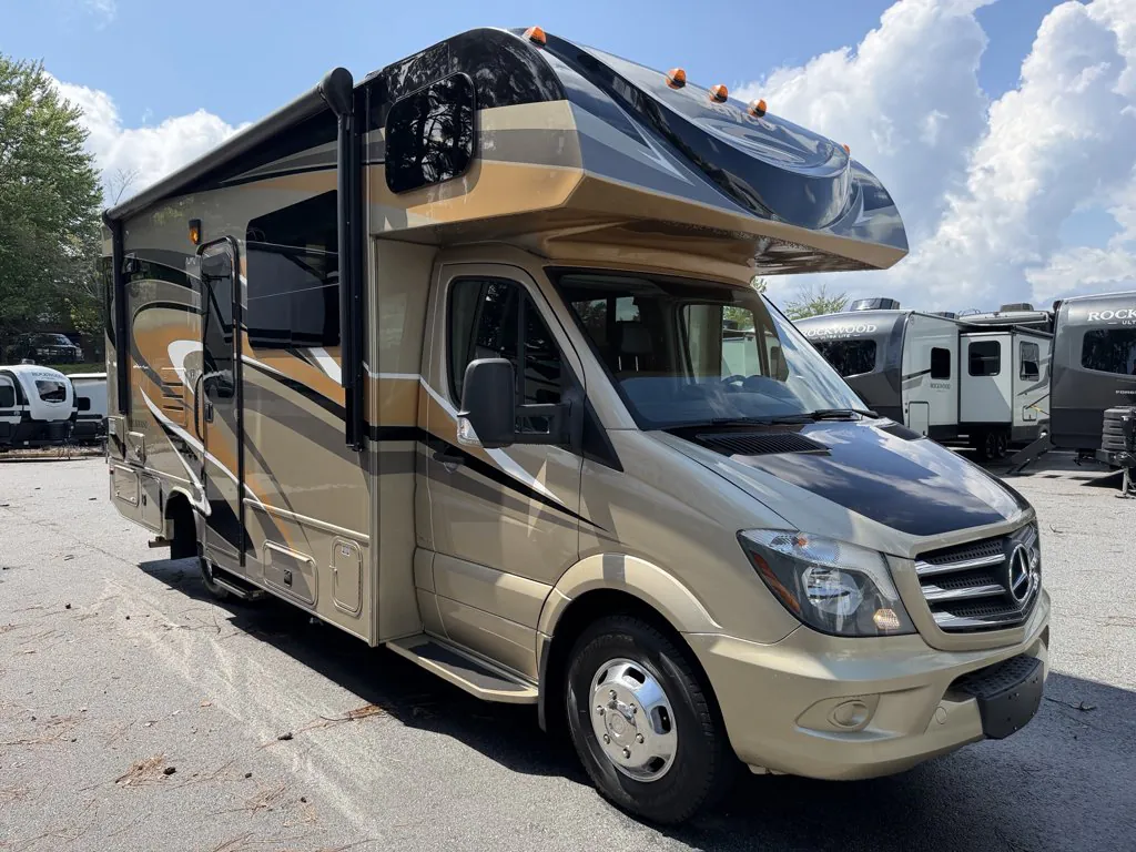 2017 Jayco Melbourne 24M - Photo 2
