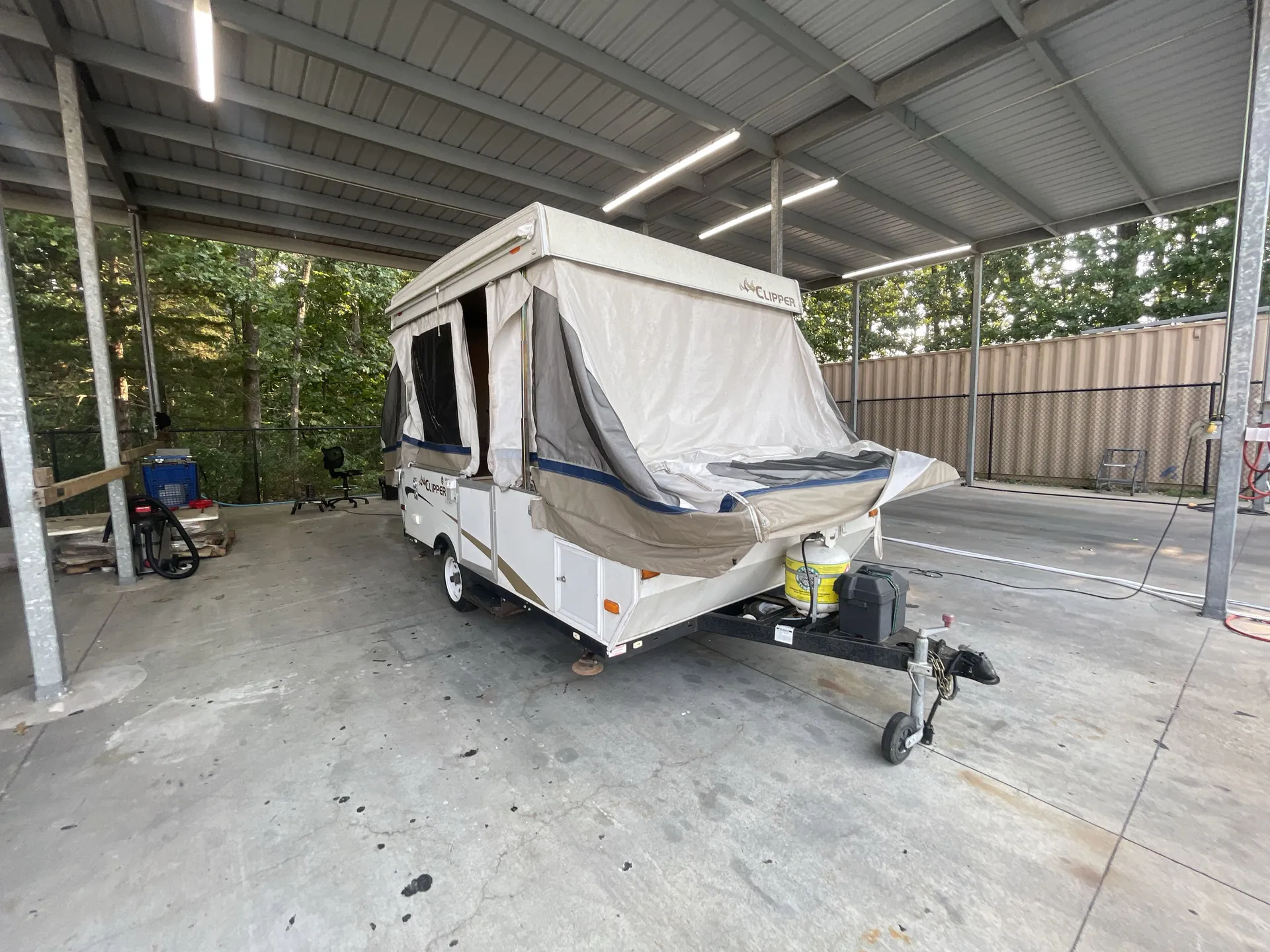 2006 Coachmen Clipper Sport 106 - Photo 2