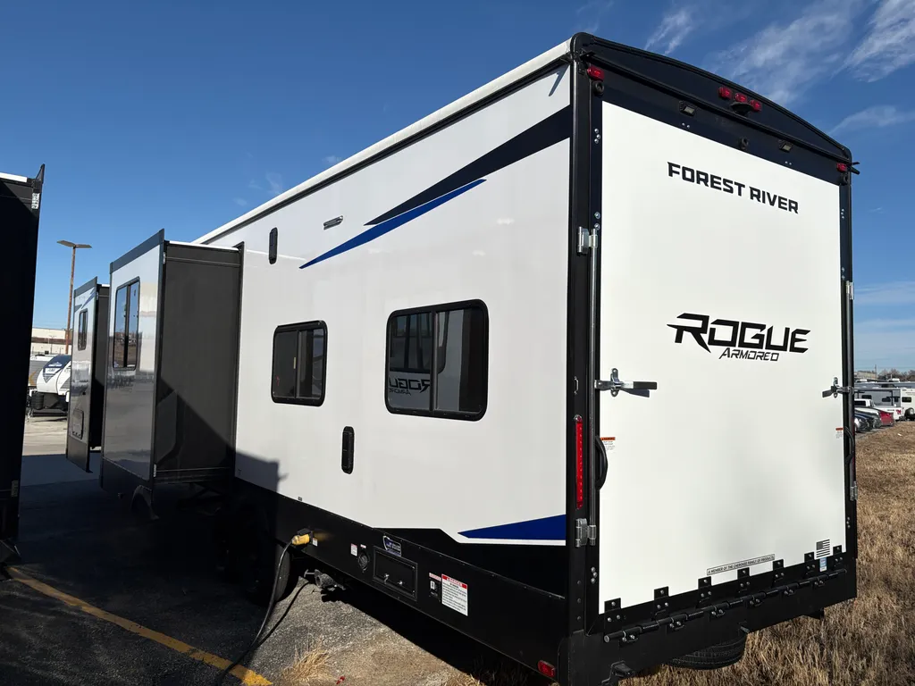 2026 Forest River Vengeance Rogue Armored 32L132, Photos photo 5
