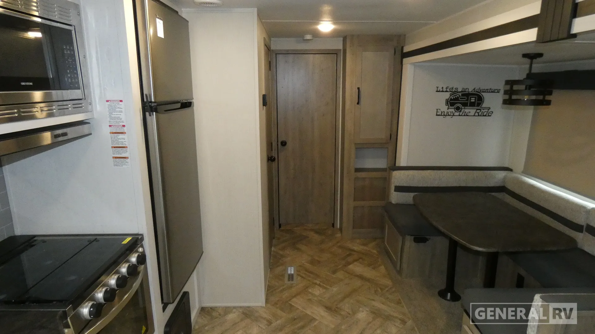 2023 Forest River Puma 32RBFQ - Photo 3