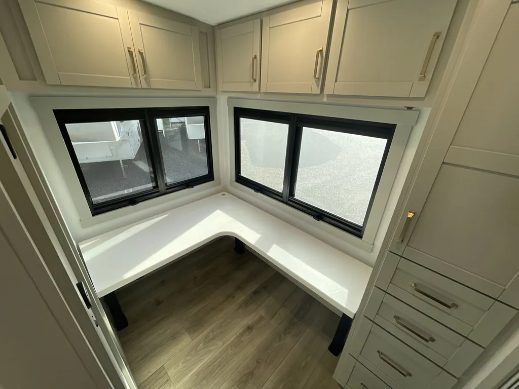 2026 Brinkley Model Z 3515, Photos photo 21