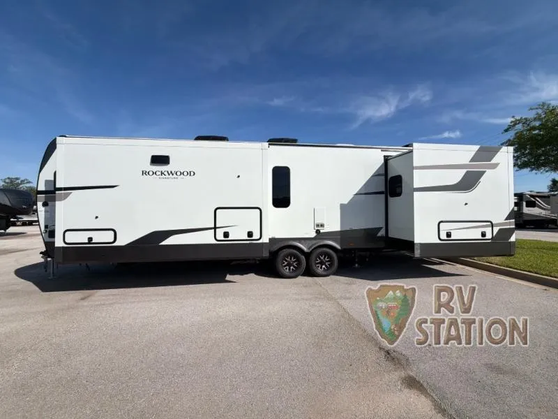 2026 Forest River Rockwood Signature 8339FK - Photo 4