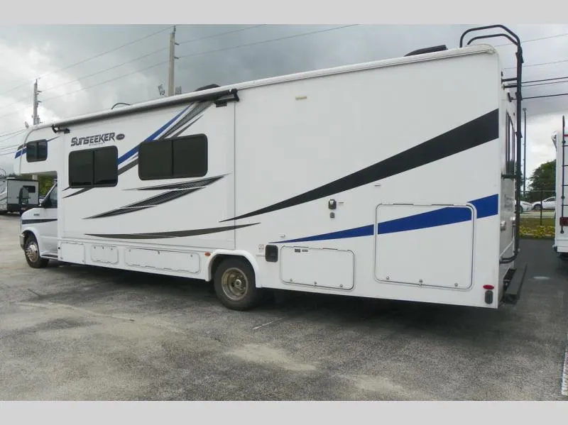 2021 Forest River Sunseeker Classic 3010DS - Photo 4