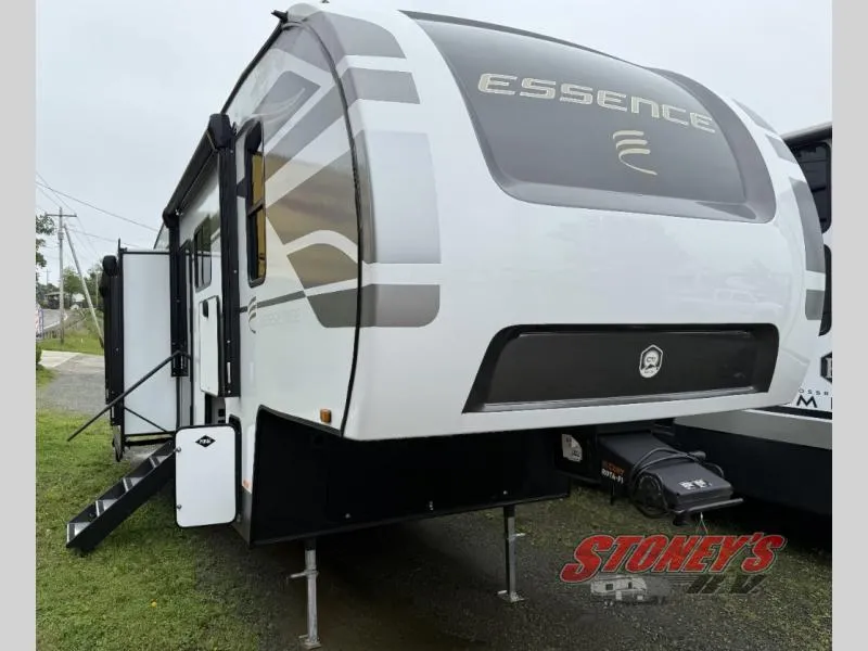 2025 Cruiser RV Essence 28RL - Photo 2
