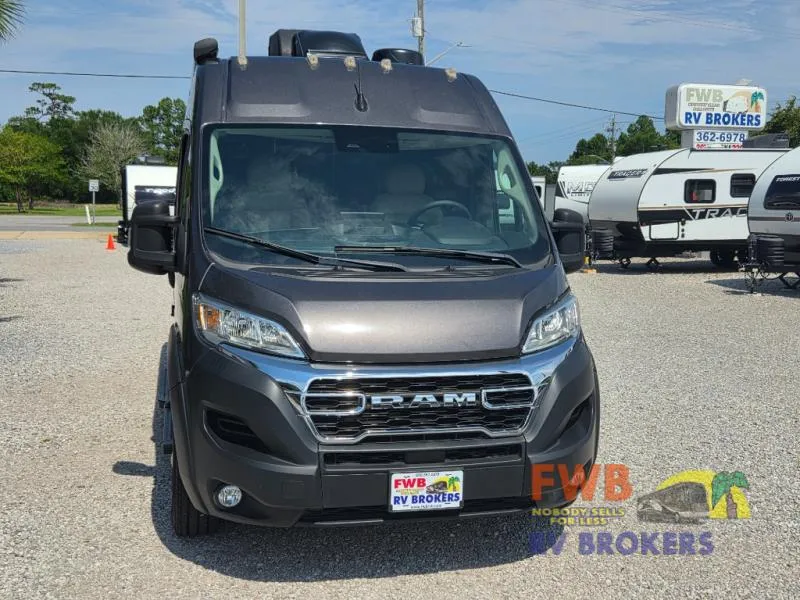 2024 Thor Motor Coach Scope 18M - Photo 2