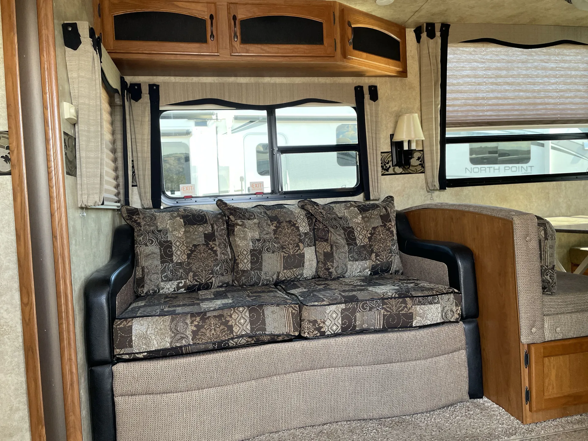 2012 Keystone Sprinter 252FWRLS — living area main