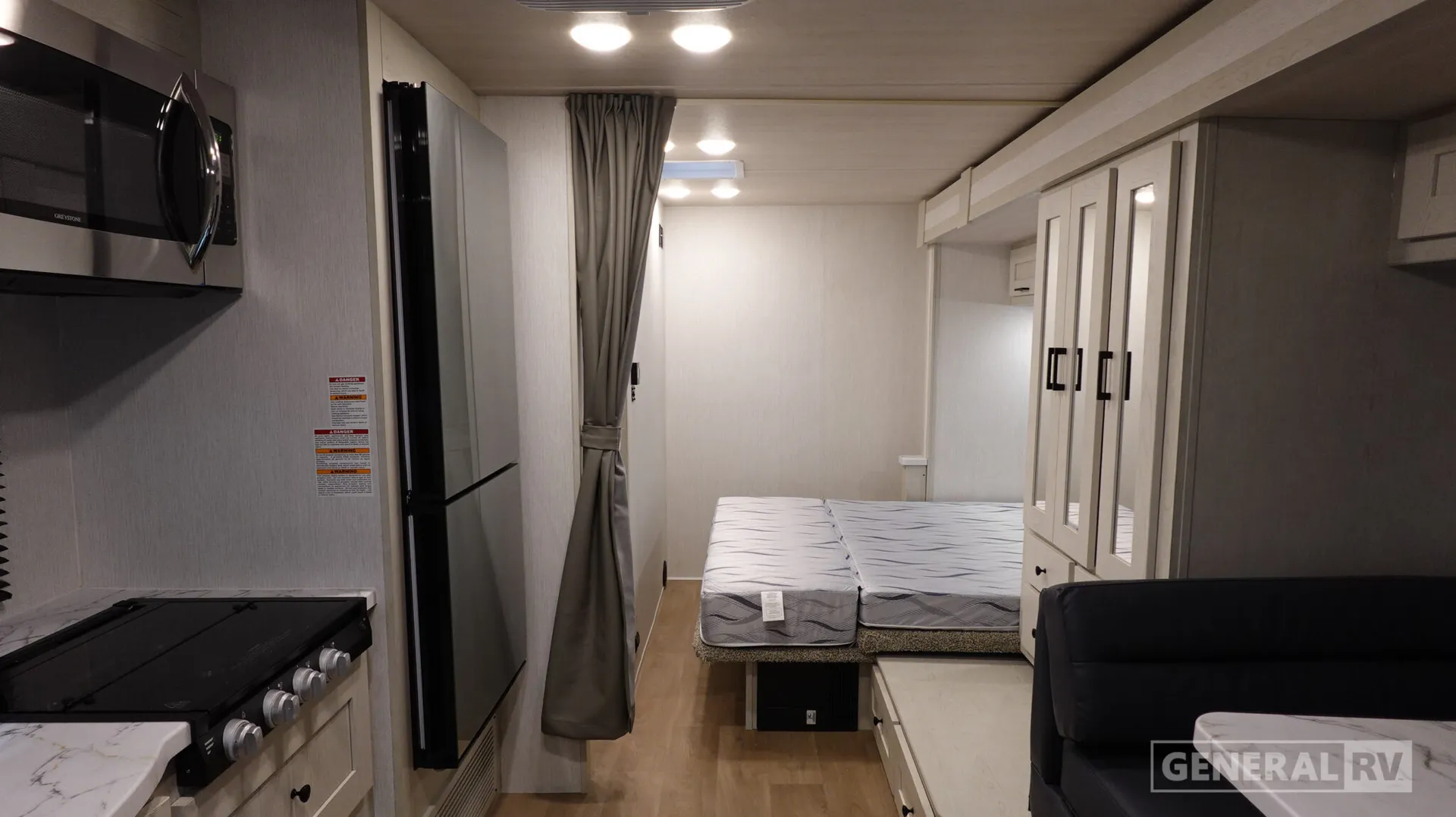 2027 NeXus RV Triumph Sport 24TS - Photo 3