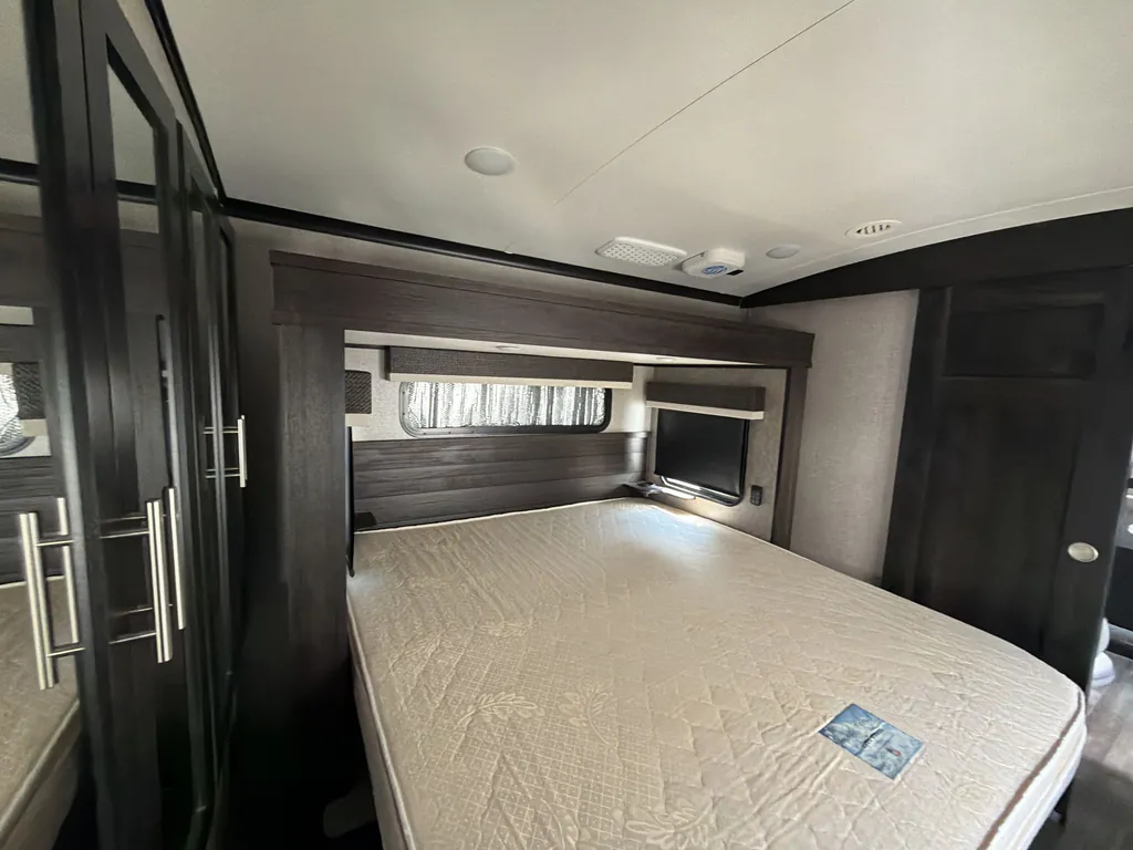 2021 Jayco North Point 387FBTS, Photos photo 17