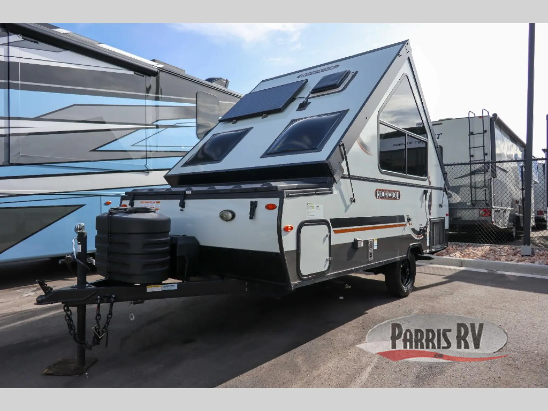 2025 Forest River Rockwood Hard Side High Wall Series A101RB - Photo 4