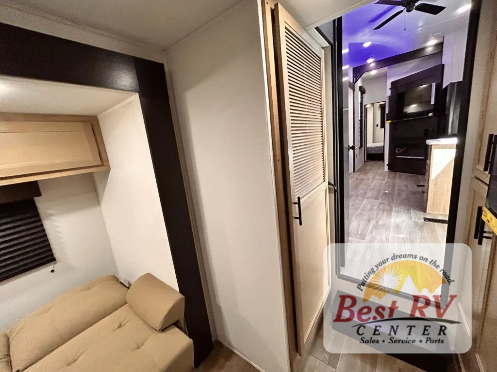2027 Forest River Cherokee Timberwolf 39DC, Photos photo 99