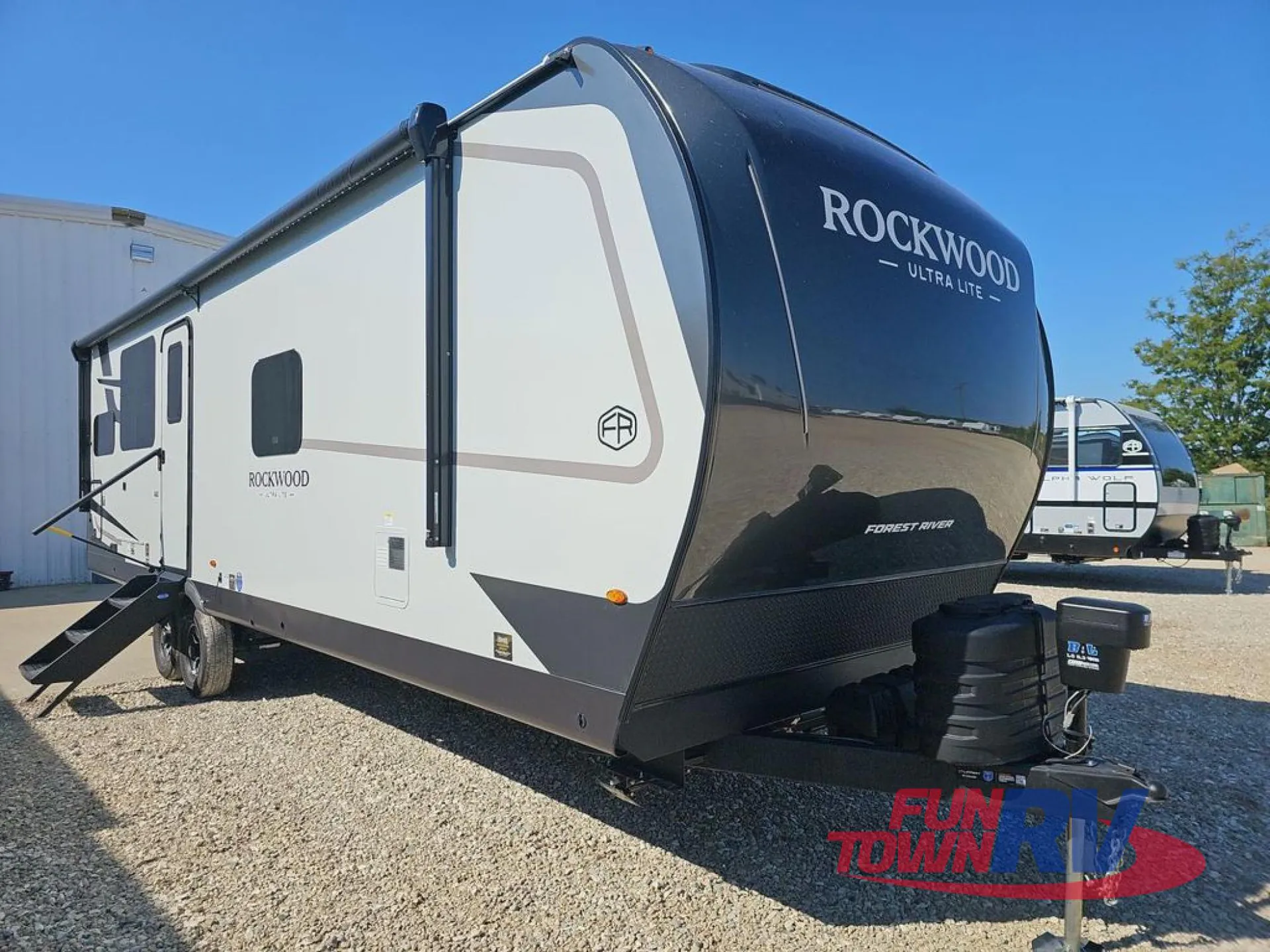 2027 Forest River Rockwood Ultra Lite 2711RK
