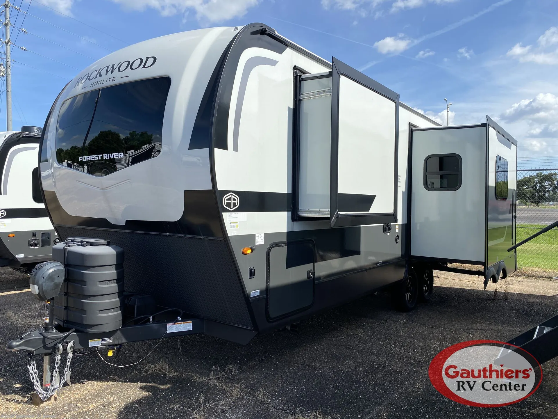 2026 Forest River Rockwood Mini Lite 2515S - Photo 4
