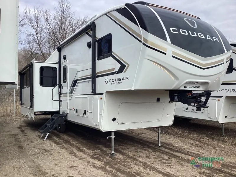 2026 Keystone Cougar Half-Ton 28RLI - Photo 2