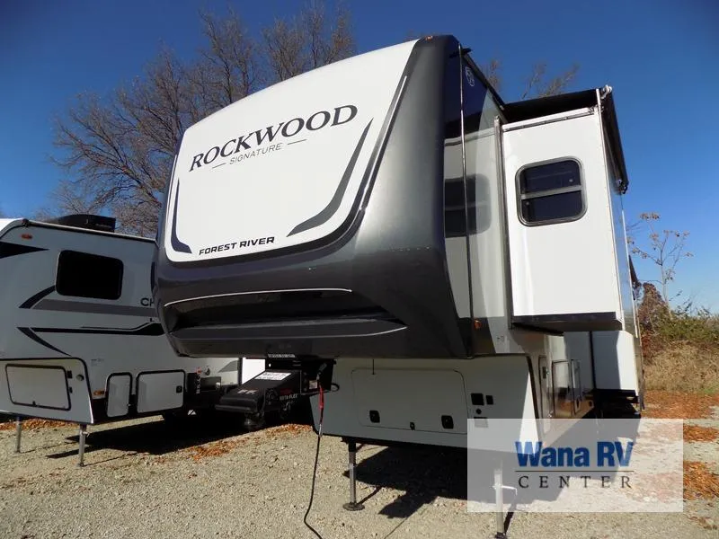 2026 Forest River Rockwood Signature 361RL - Photo 4