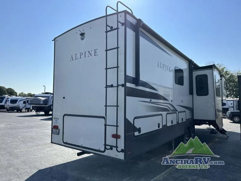 2022 Keystone Alpine 3790FK - Photo 3
