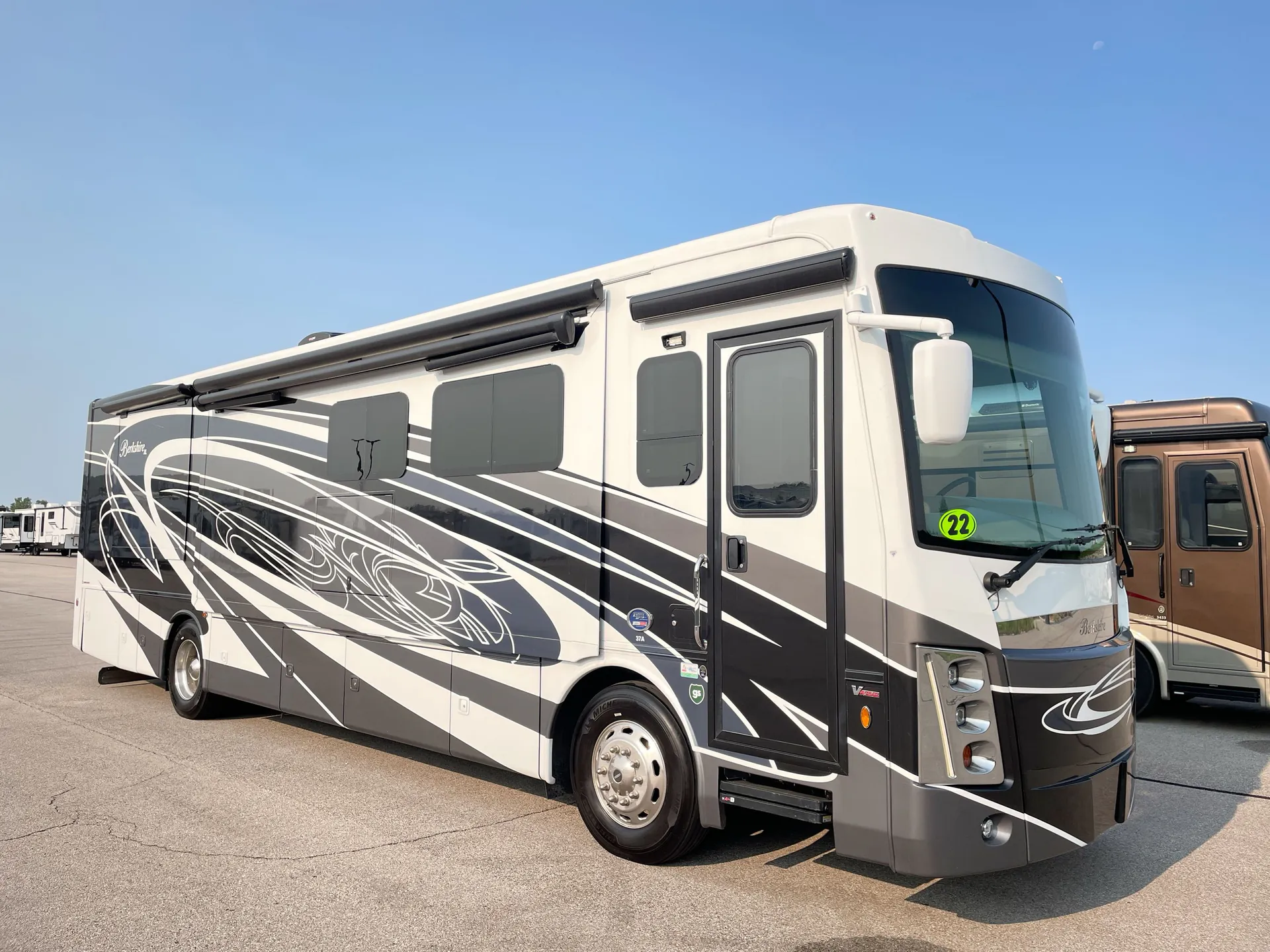 2022 Forest River Berkshire XL 37A - Photo 2