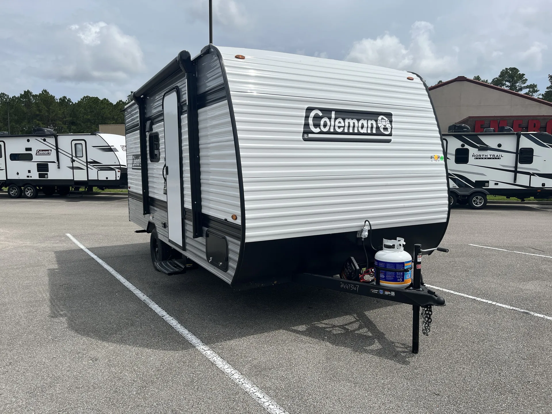 2027 Keystone Coleman 17B - Photo 2
