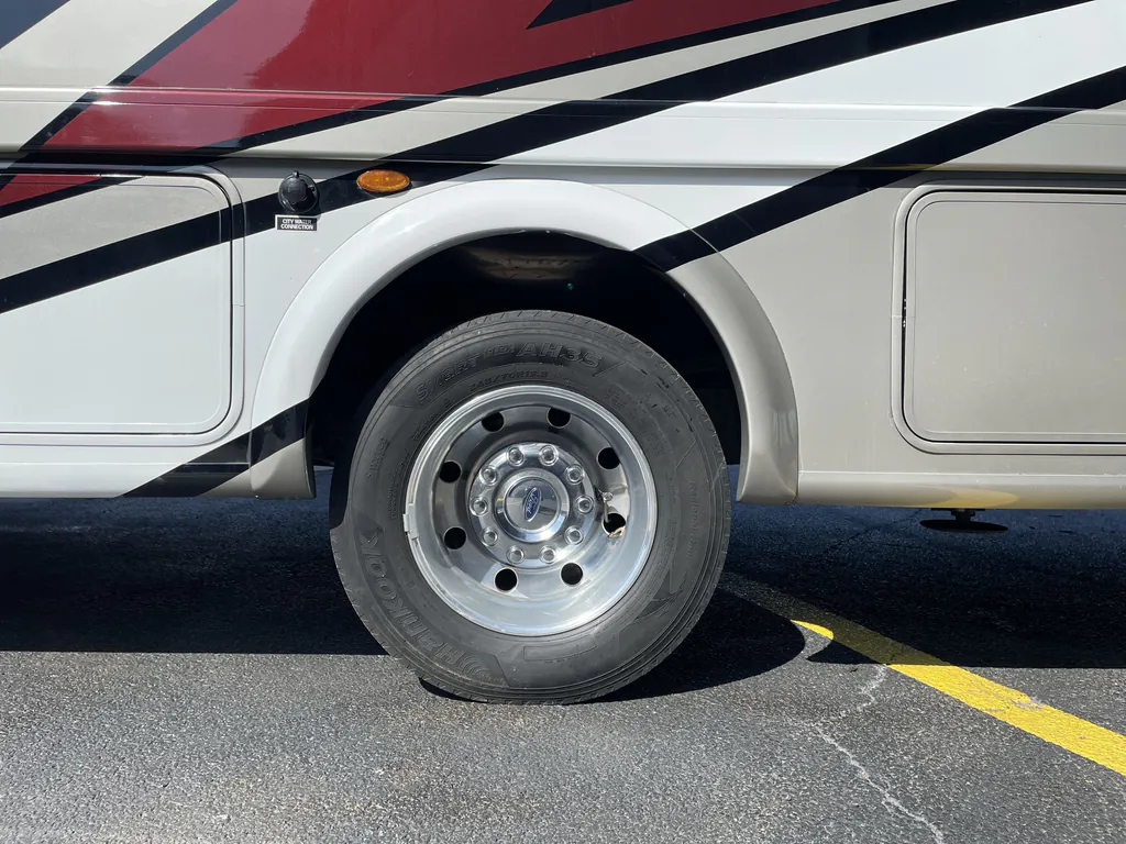 2023 Thor Motor Coach Magnitude RS36, Photos photo 32