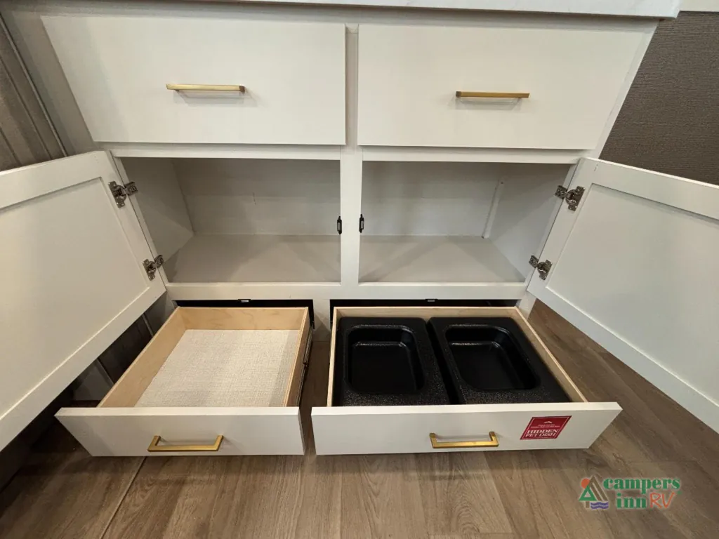 2027 Grand Design Transcend 335BHT, Photos photo 15