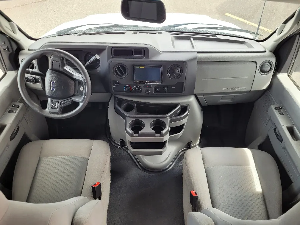 2024 Forest River Sunseeker 2550DS LE - Photo 4