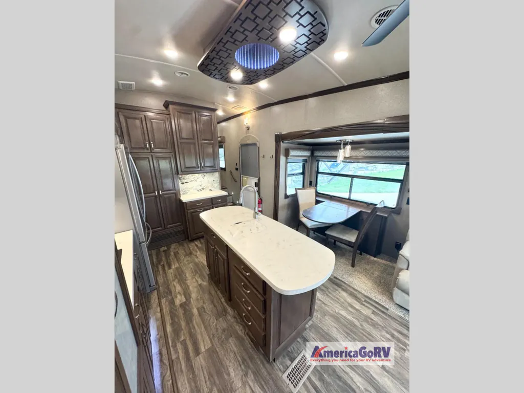 2018 Forest River Cedar Creek Champagne Edition 38EL, Photos photo 12
