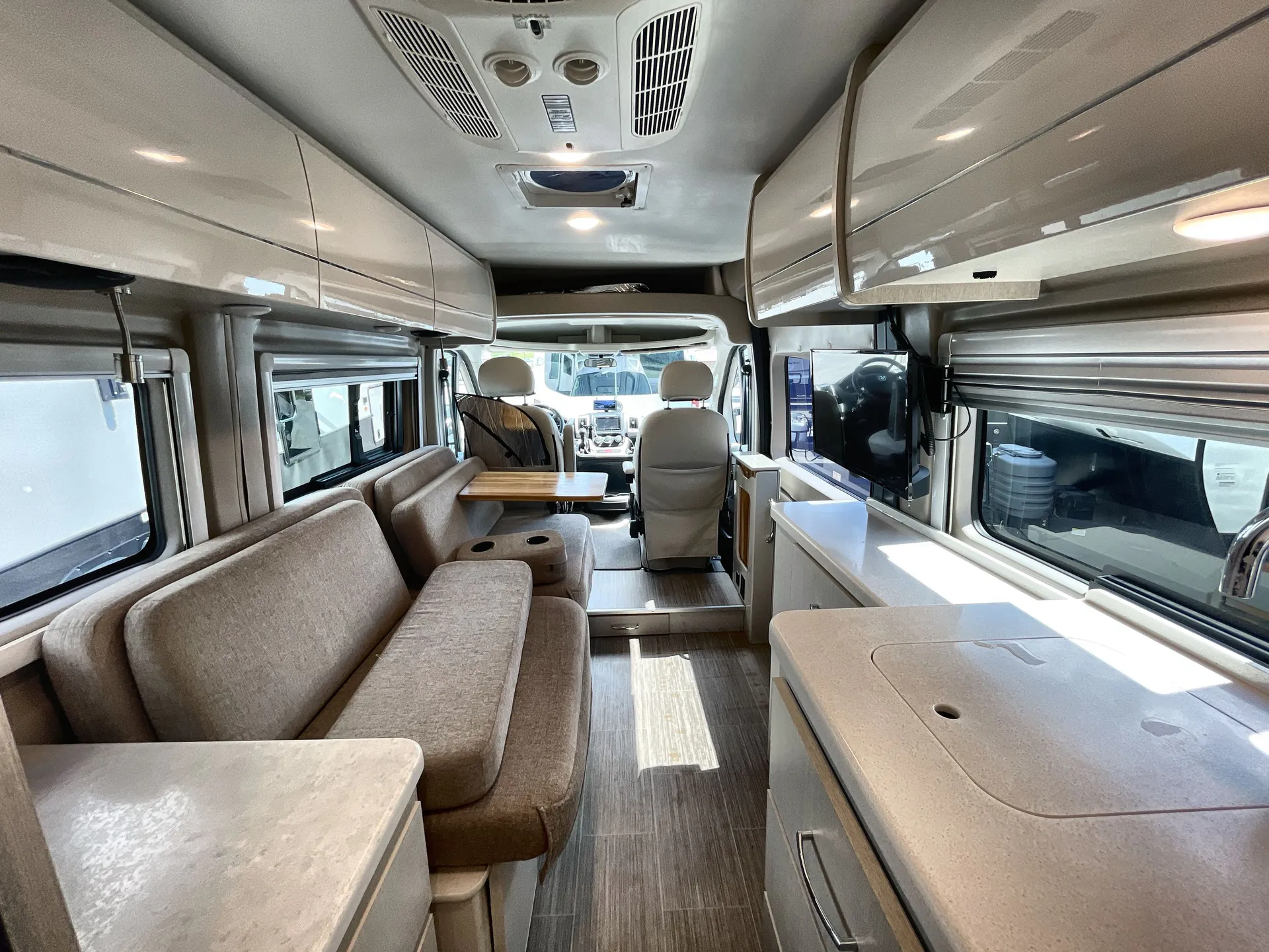 2021 Thor Motor Coach Tellaro 20KT — living area main