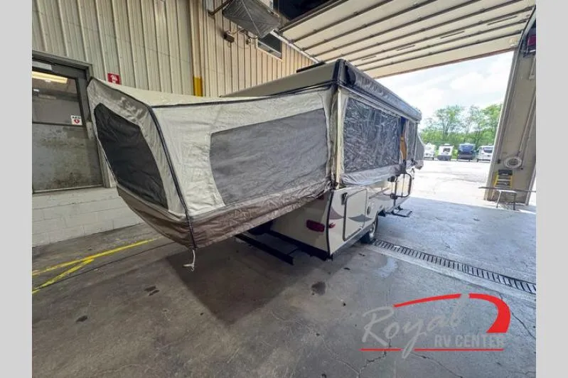 2017 Forest River RV Rockwood Premier 2716G - Photo 2
