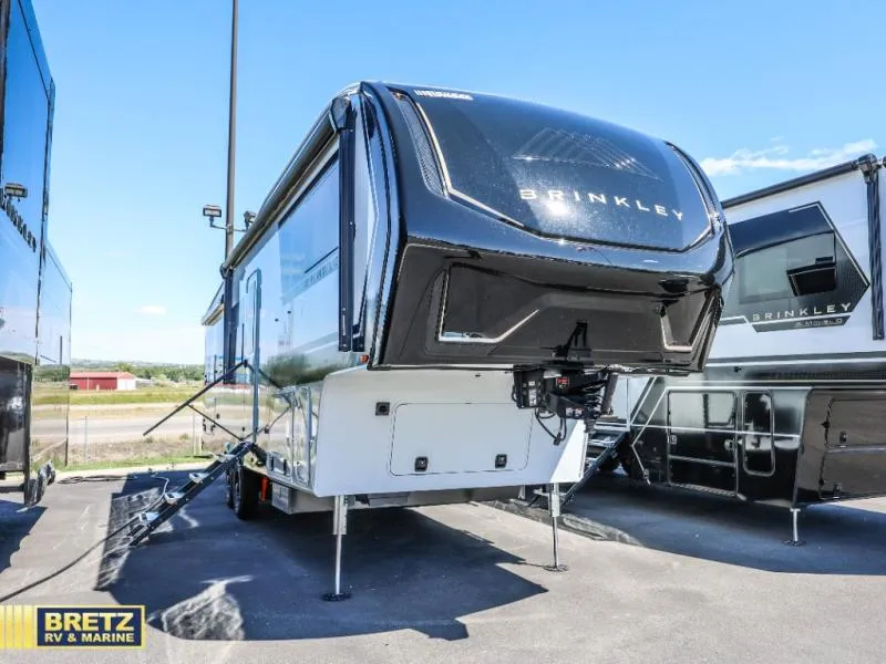 2026 Brinkley Model Z 2810 - Photo 2