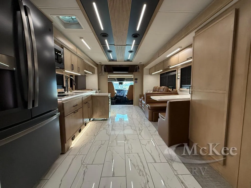 2027 Dynamax Corp Grand Sport 45CB - Photo 4