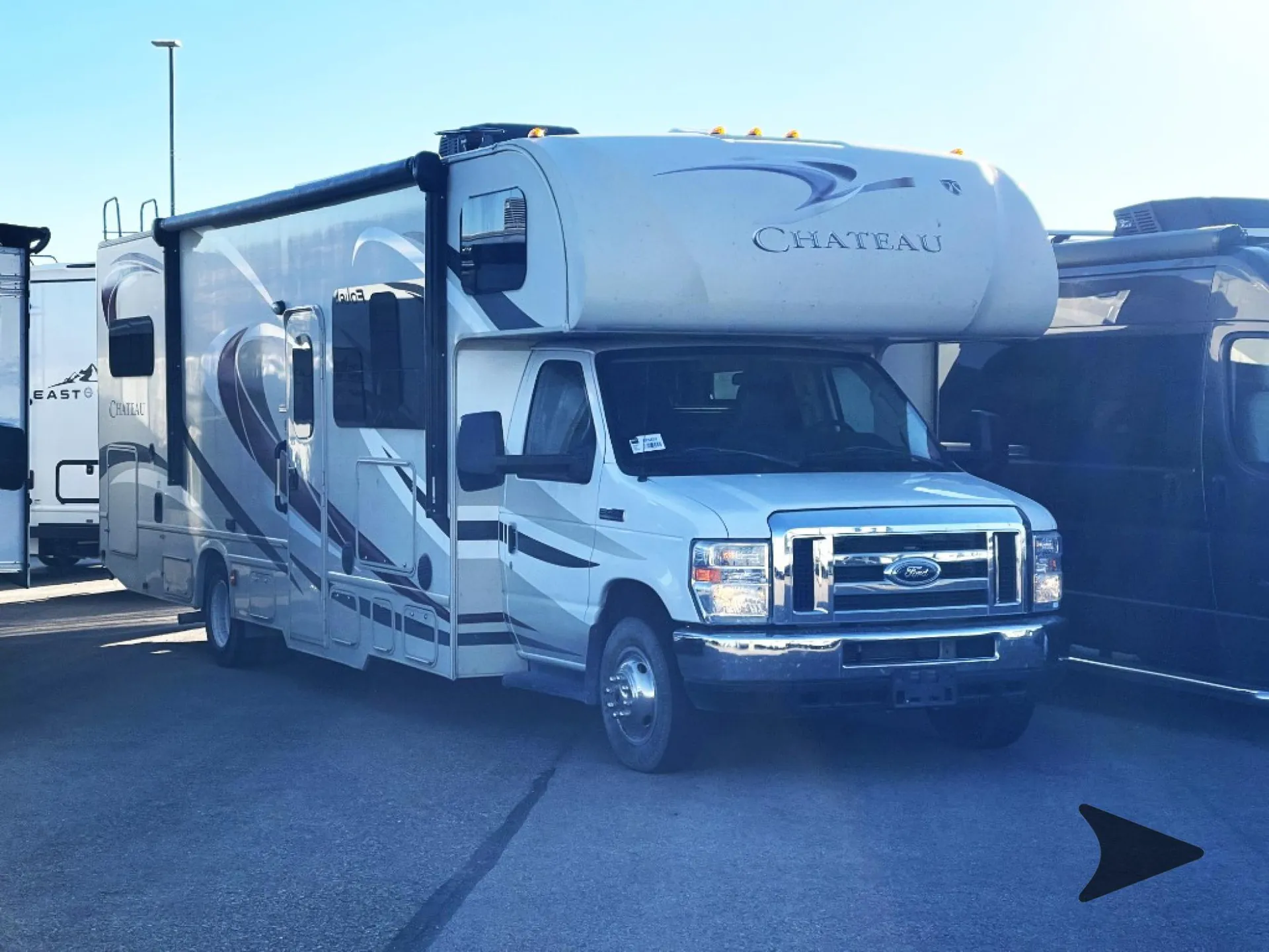 2016 Thor Motor Coach Chateau 31W - Photo 2