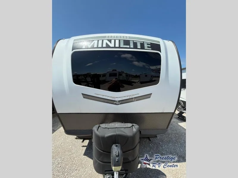 2023 Forest River Rockwood Mini Lite 2104S - Photo 3