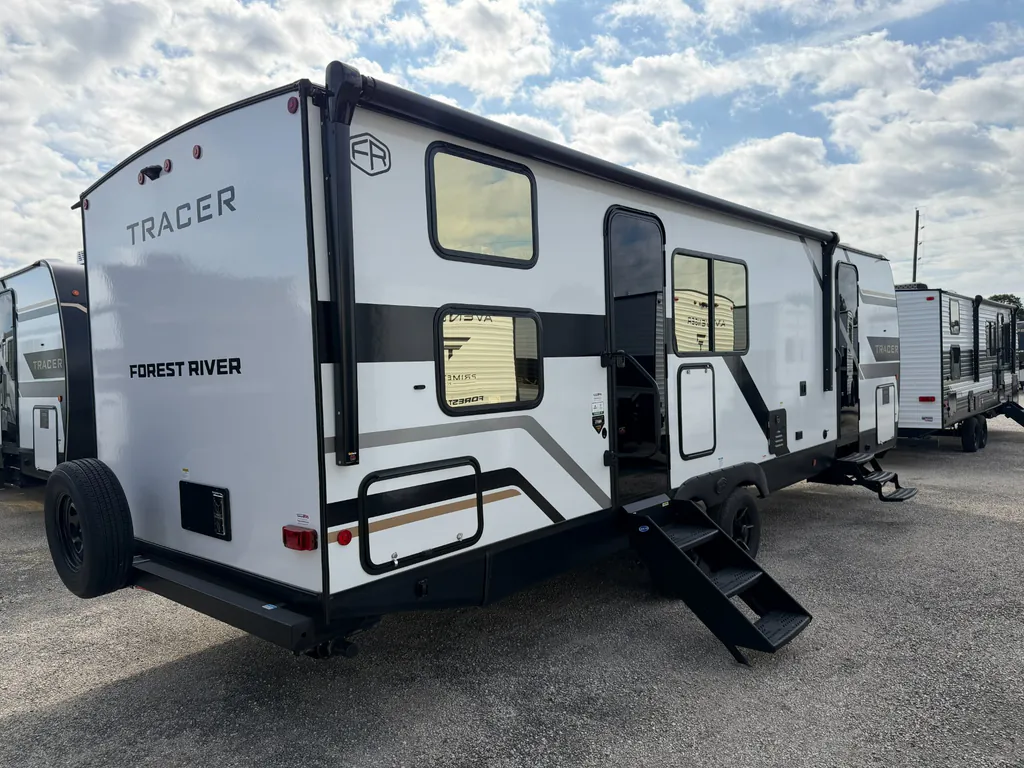 2027 Forest River Tracer 275BH, Photos photo 3
