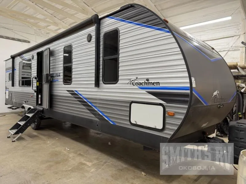 2022 Coachmen Catalina Legacy Edition 303RKDS - Photo 2