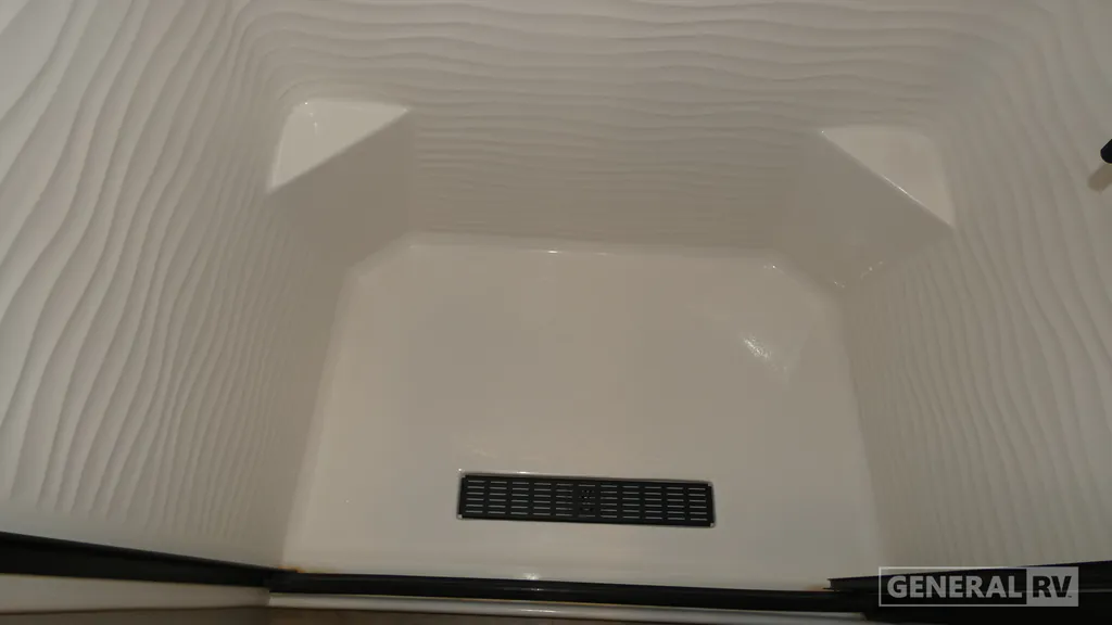 2025 Brinkley Model G 3250, Photos photo 22