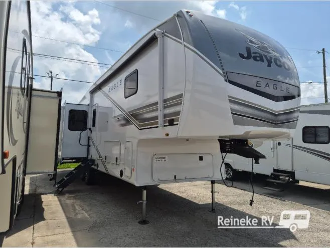 2027 Jayco Eagle 321RSTS - Photo 2