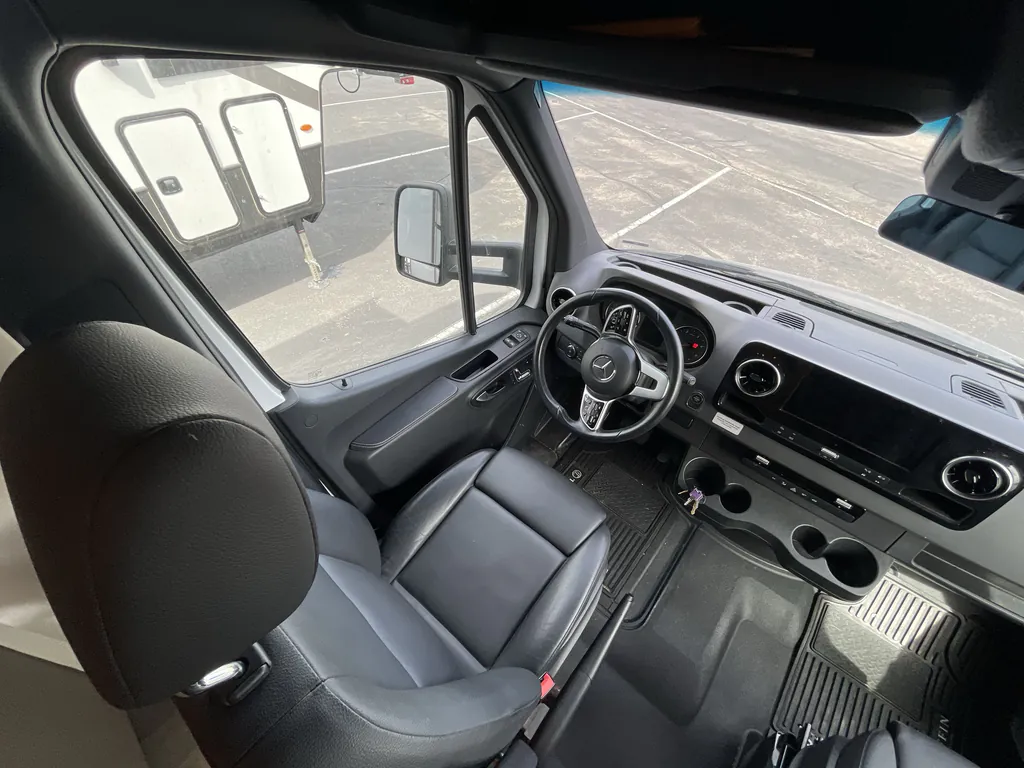 2020 Tiffin Wayfarer 25 RW, Photos photo 14